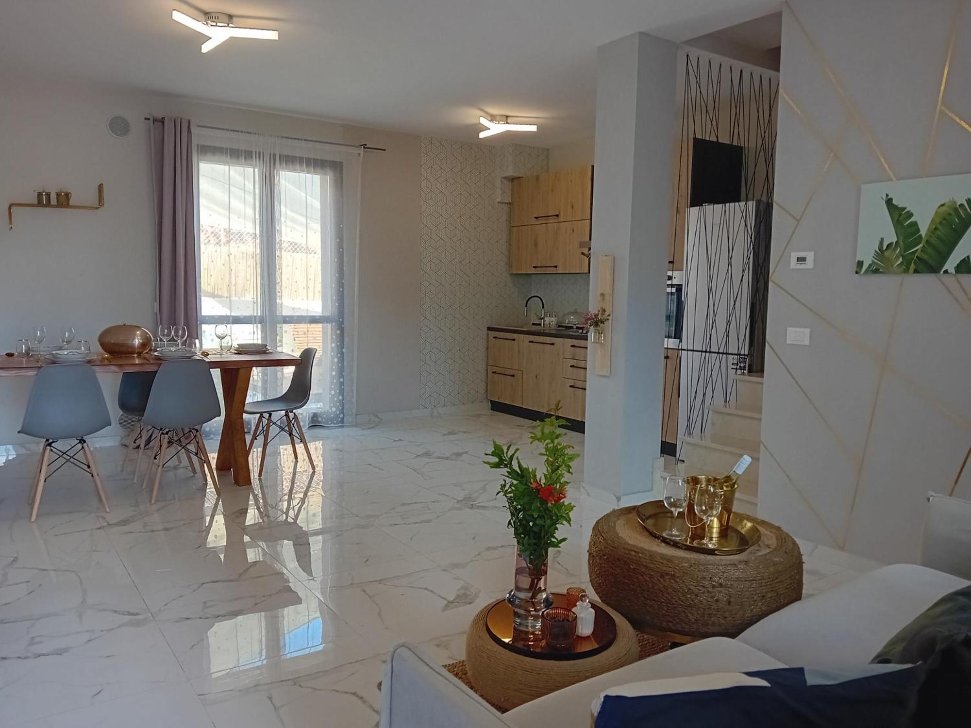 B&B Tra Colline Marchigiane - Sauna E Piscina San Giorgio di Pesaro Eksteriør bilde
