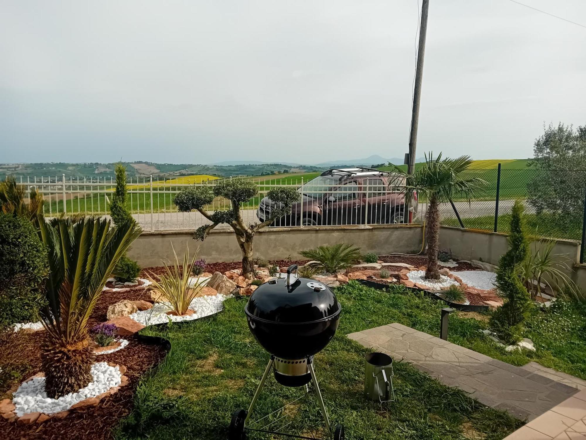 B&B Tra Colline Marchigiane - Sauna E Piscina San Giorgio di Pesaro Eksteriør bilde
